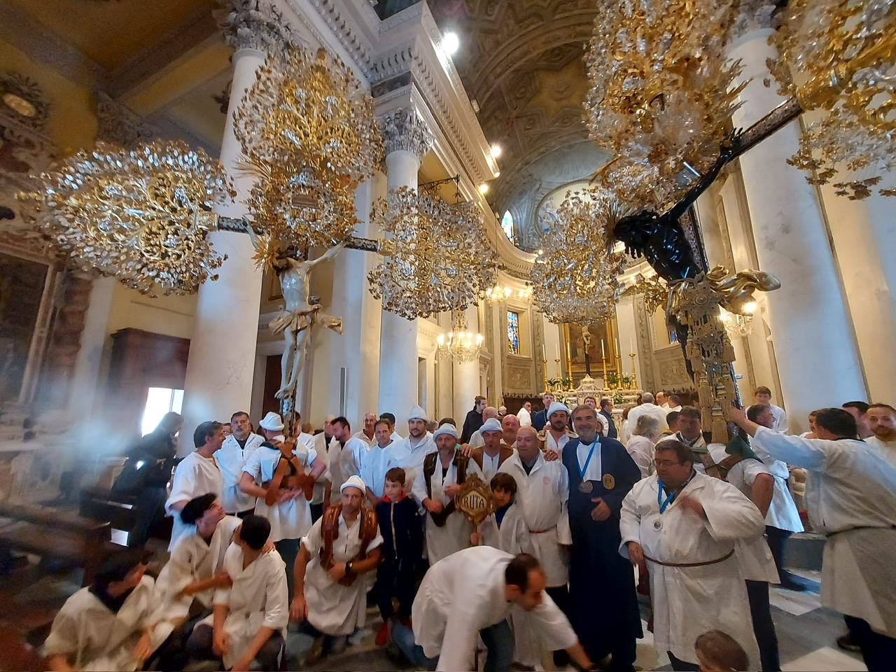 Crocifissi liguri - CONFRATERNITAS.EU